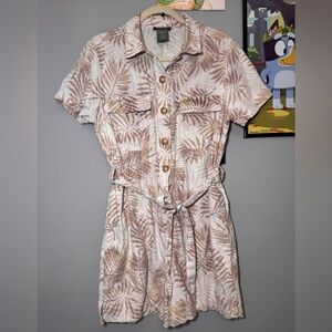 Matty M Beige Linen-Viscose Blend leaf print & pockets belted romper size L